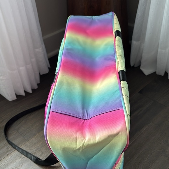 Olivia Miller Rainbow Tote,quilted,hand & crossbody strap,zip top,water resist - Picture 7 of 11